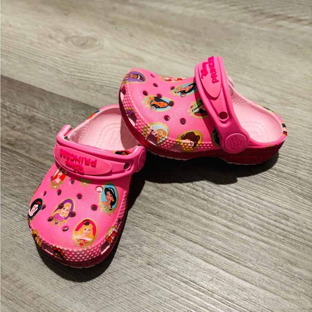 CROCS Kids Toddlers Pink Disney Princess Graphic Clogs Size 5